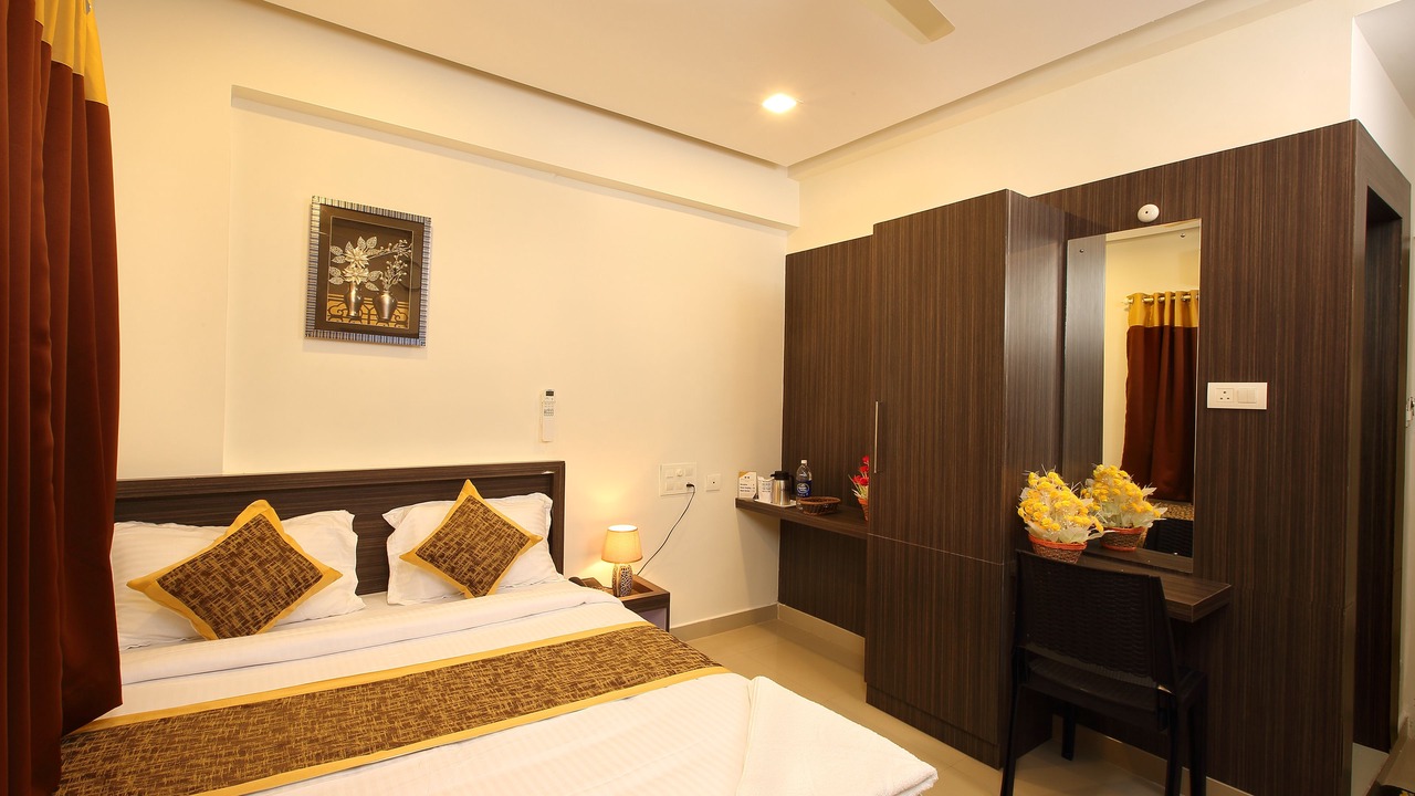 Photo of Bedroom in Shenoys
