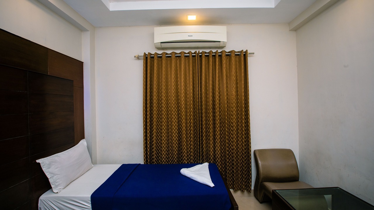 Photo of Bedroom in Periamet