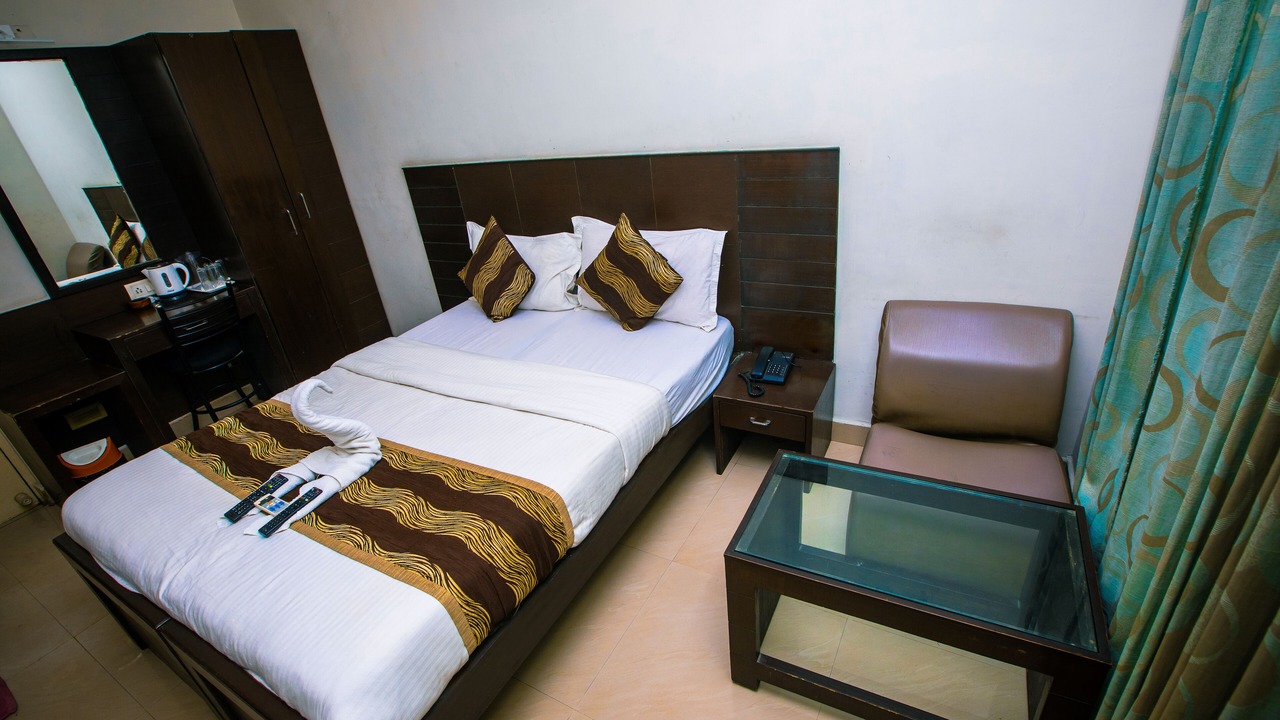 Photo of Bedroom in Periamet