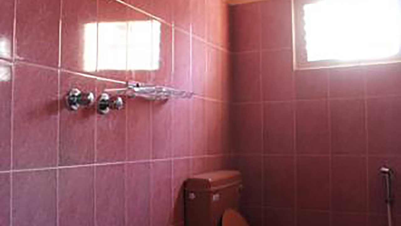 Photo of Bathroom in Mahabalipuram Beach