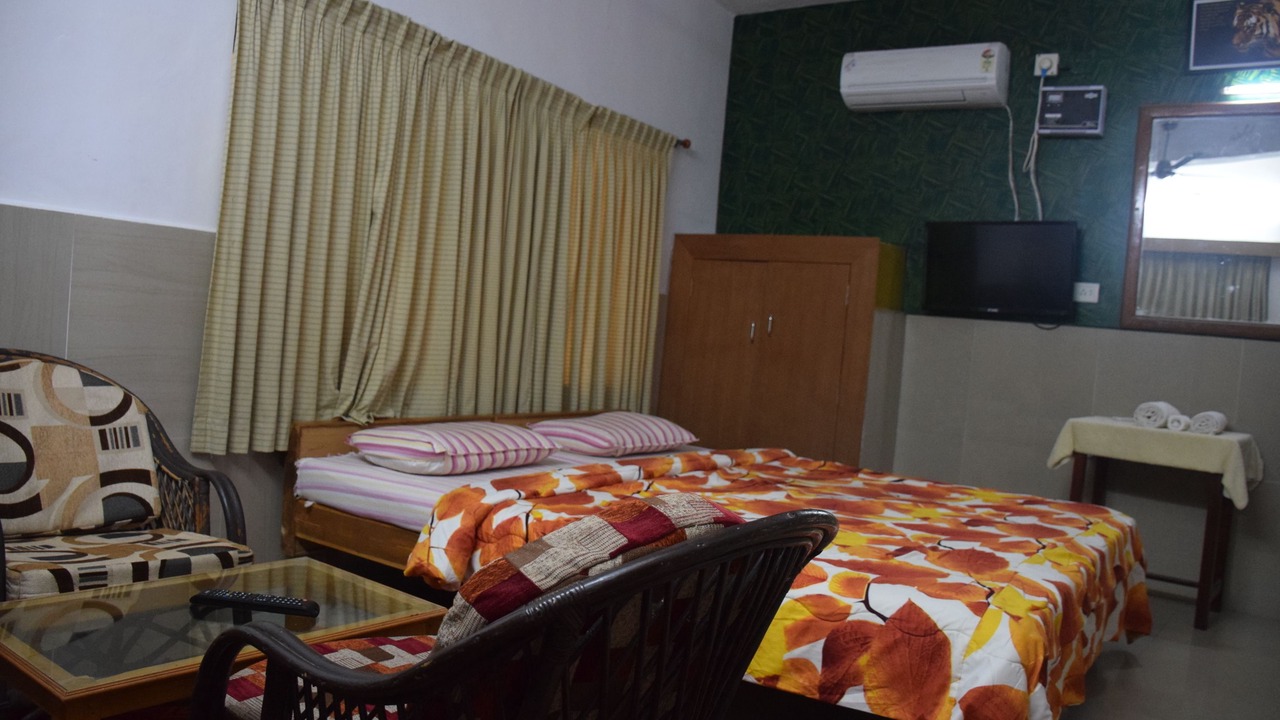 Photo of Bedroom in Mahabalipuram Beach
