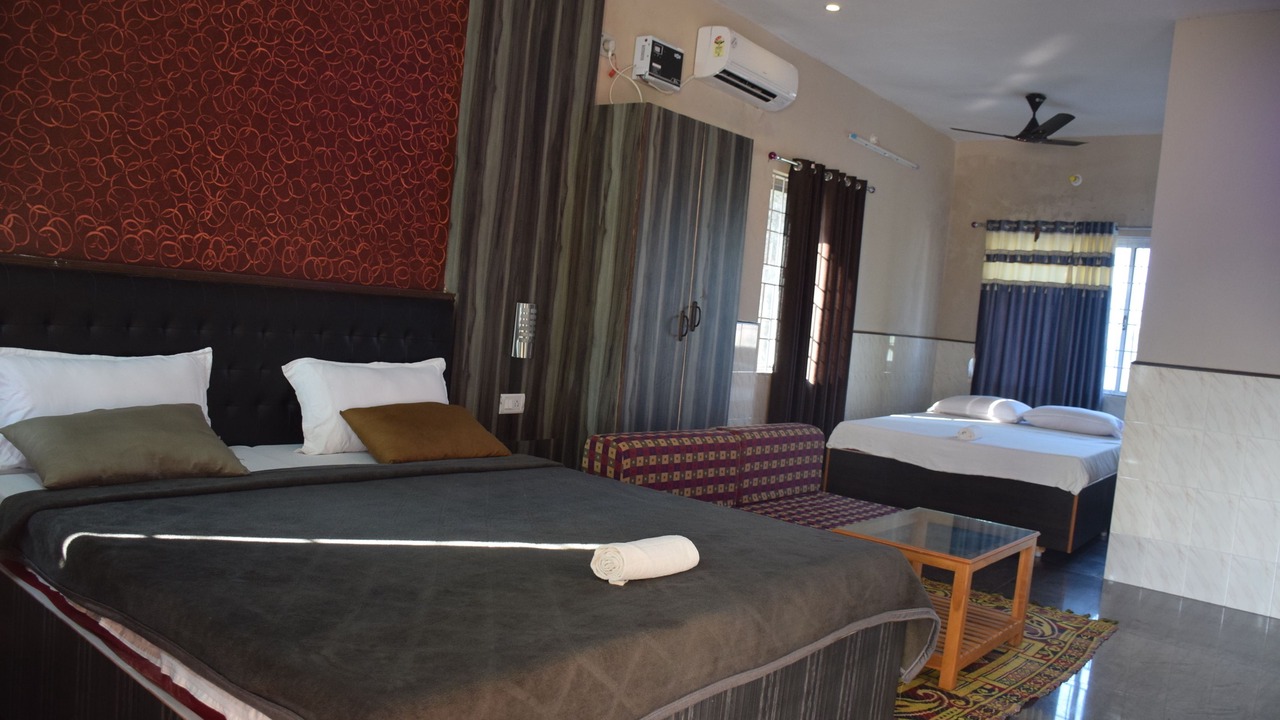 Photo of Bedroom in Mahabalipuram Beach