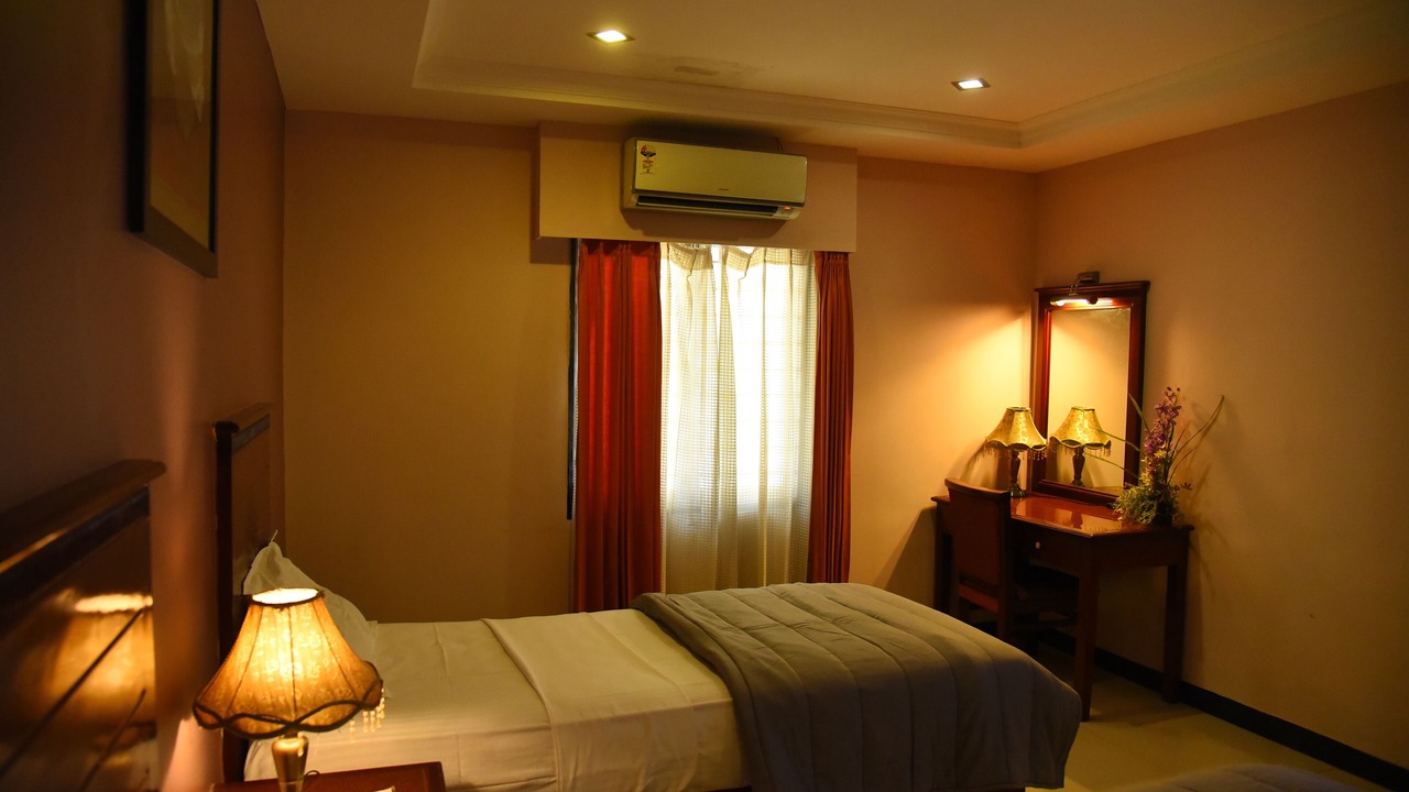 Photo of Bedroom in Karaikudi