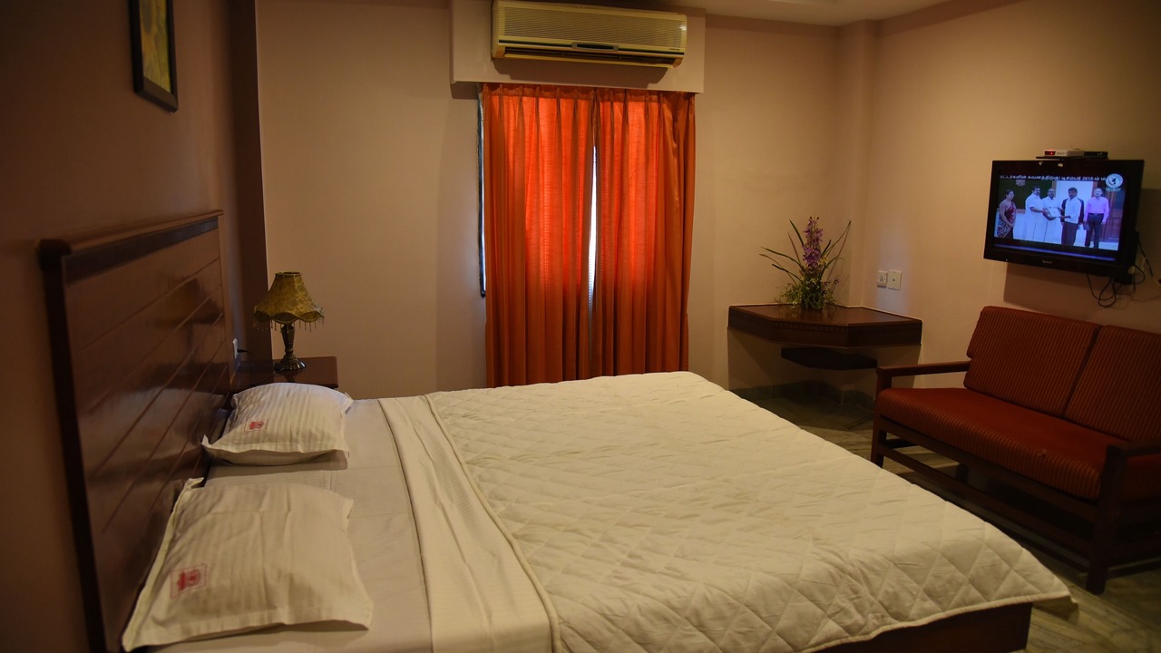 Photo of Bedroom in Karaikudi