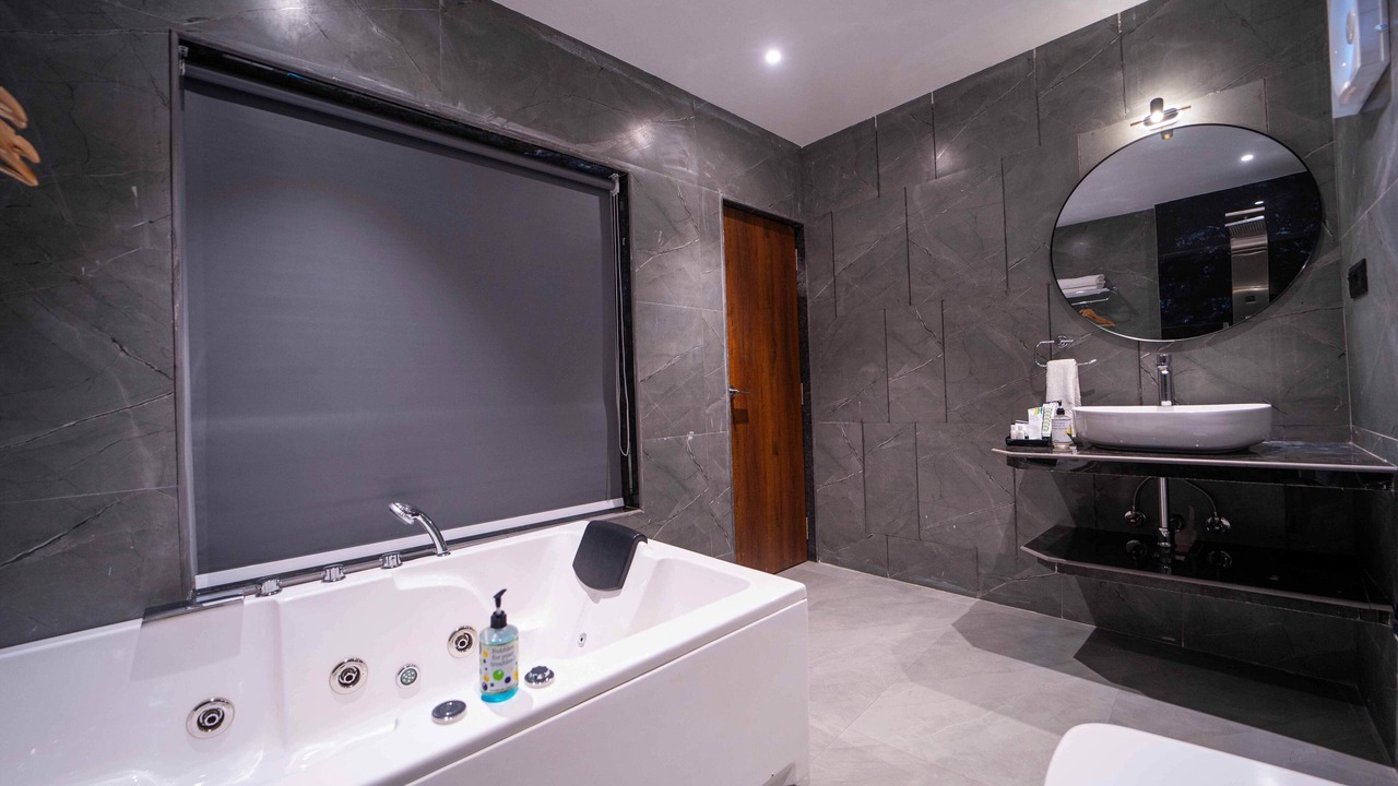 Photo of Bedroom in Mahabaleshwar