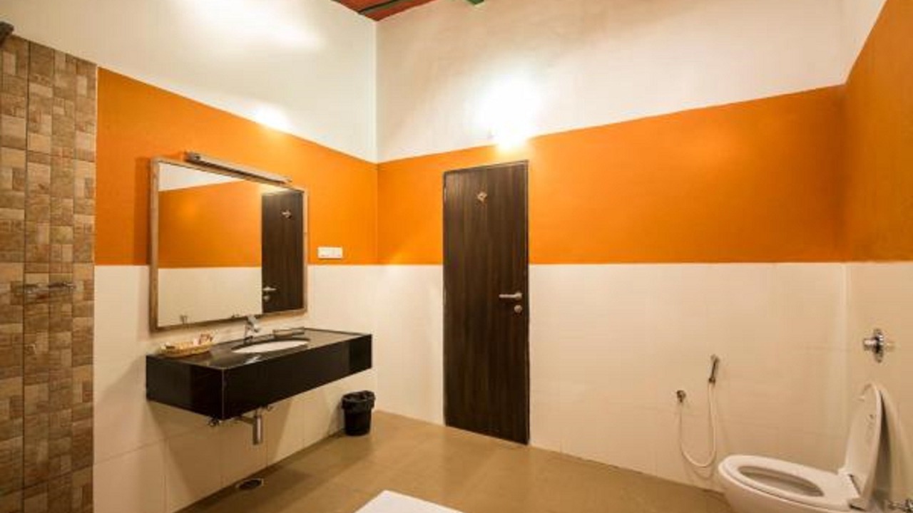 Photo of Bathroom in Halliyur
