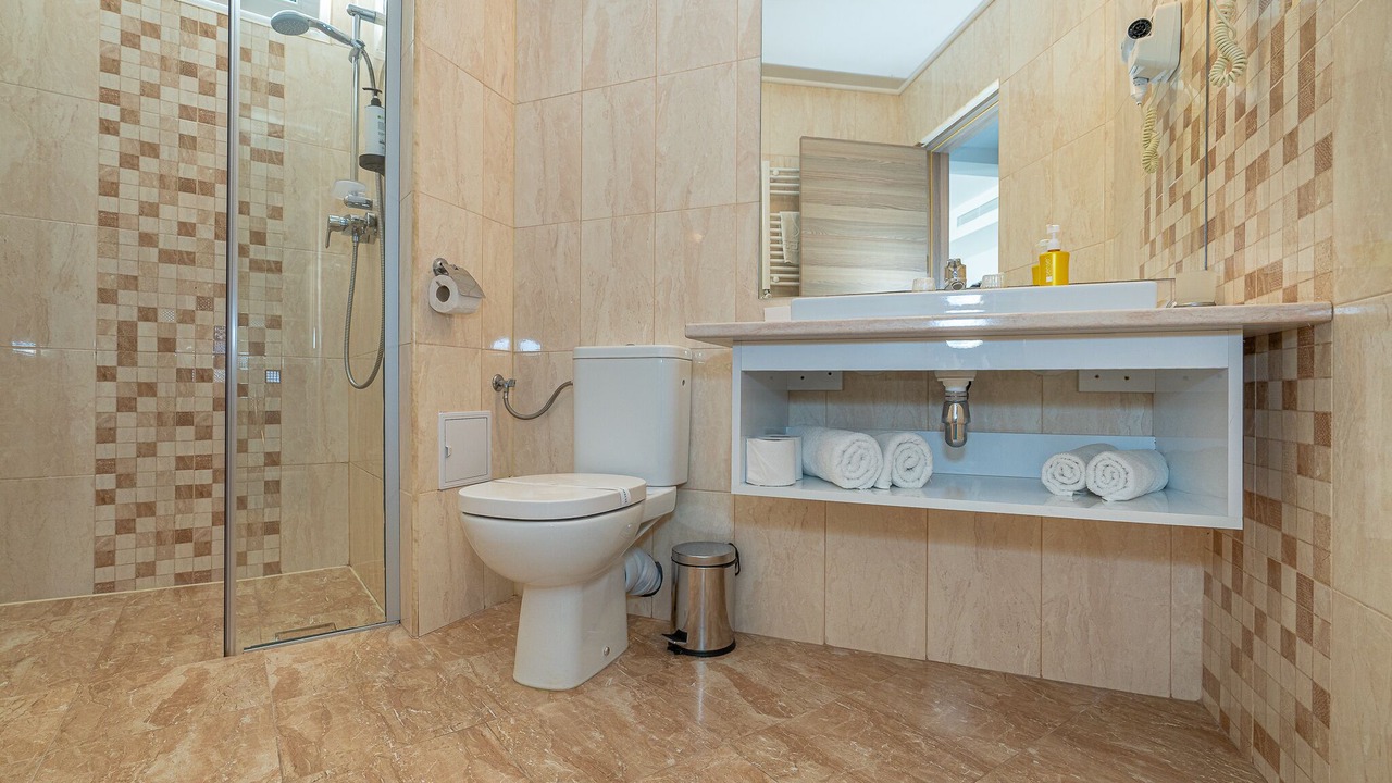 Photo of Bathroom in Cap Aurora