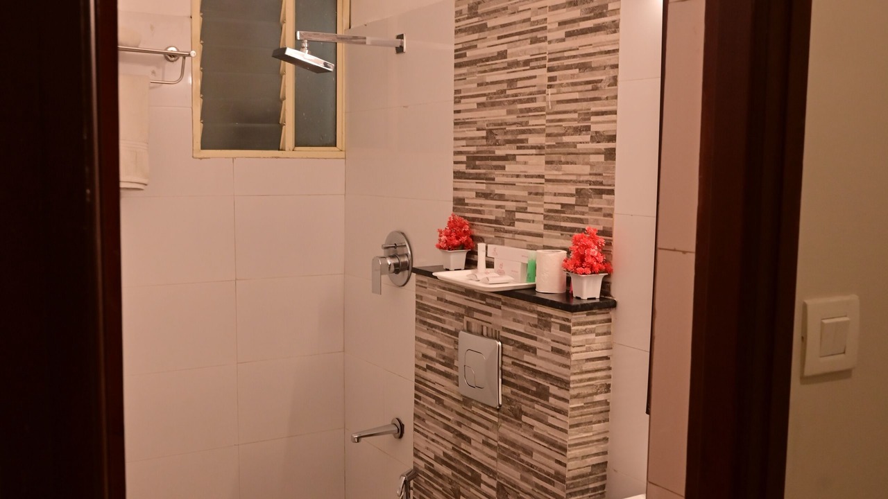 Photo of Bathroom in Periamet