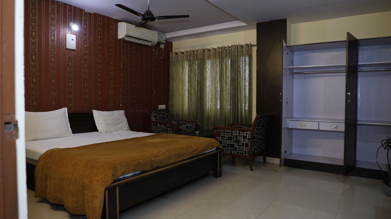 Photo of Bedroom in LB Nagar