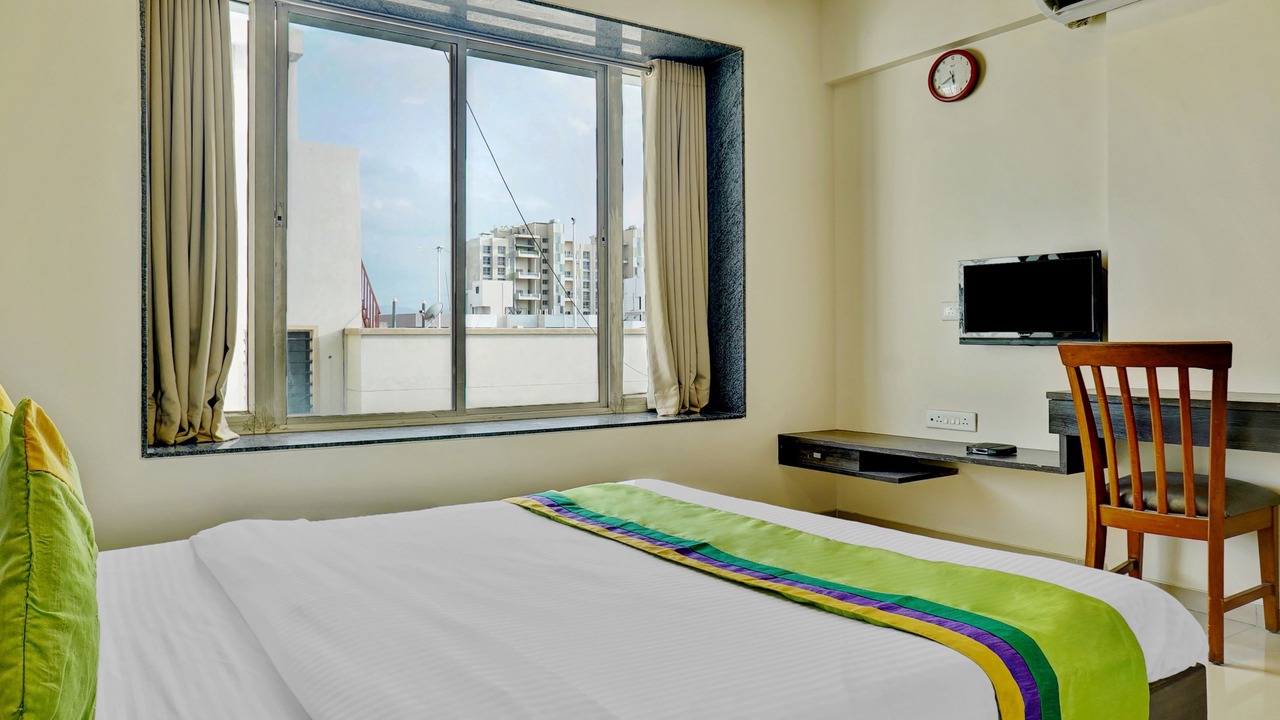 Photo of Bedroom in Hadapsar
