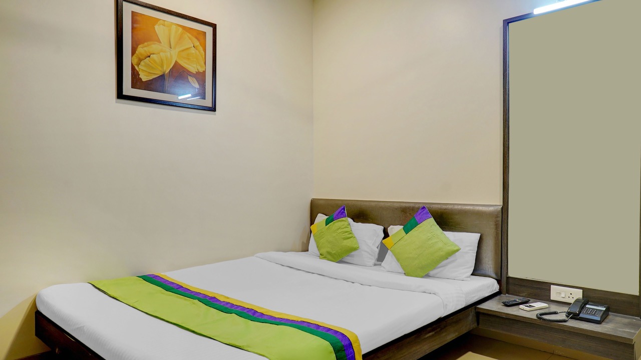 Photo of Bedroom in Hadapsar