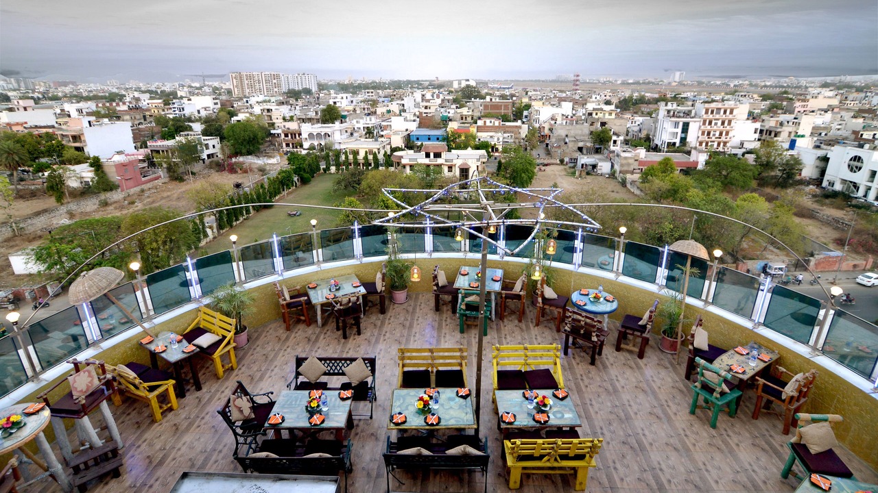 Photo of Outdoor in Tonk Road
