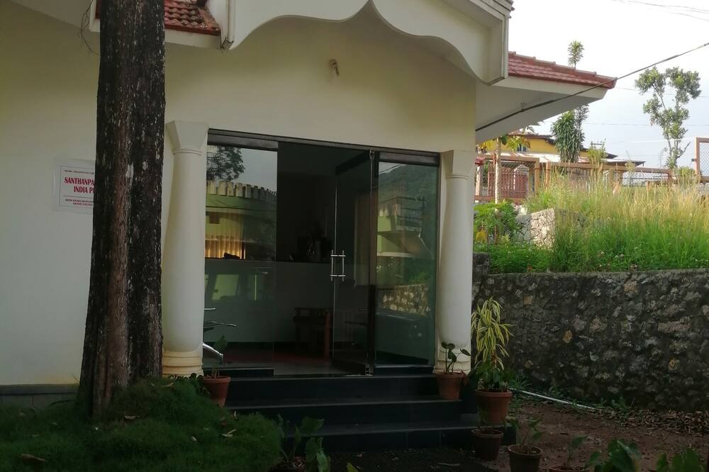 Photo of Outdoor in Santhanpara