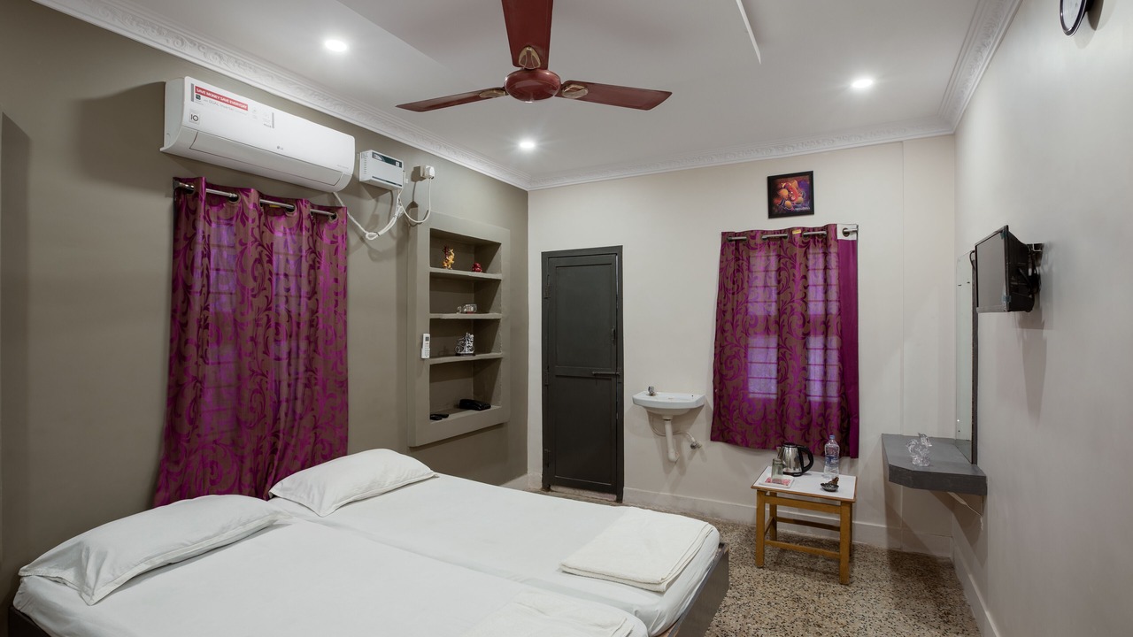 Photo of Bedroom in Dindigul