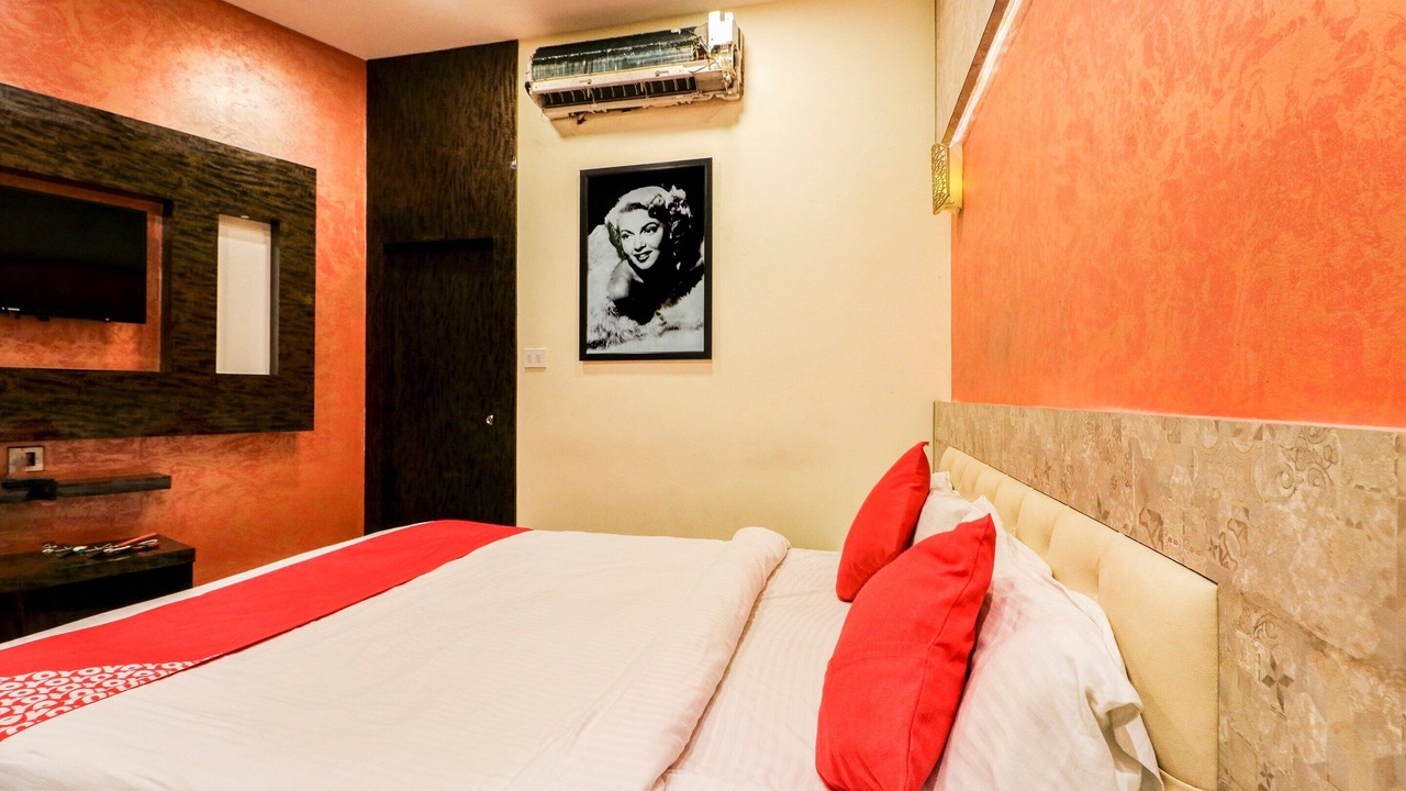 Photo of Bedroom in Kolkata