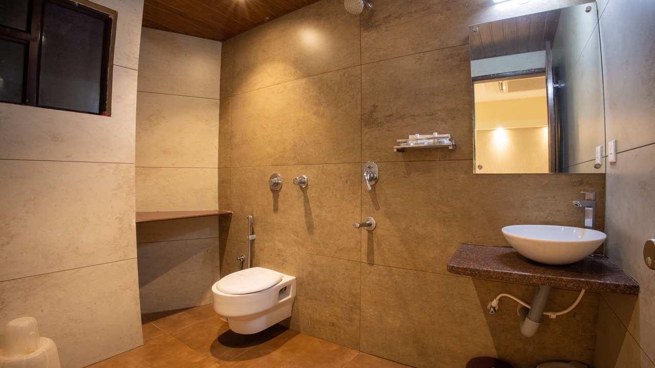 Photo of Bathroom in Adyar