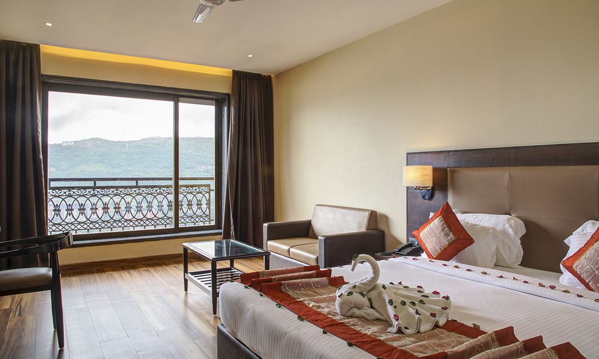 Photo of Bedroom in Lavasa