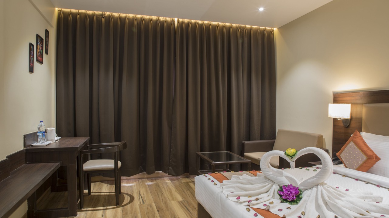 Photo of Bedroom in Lavasa