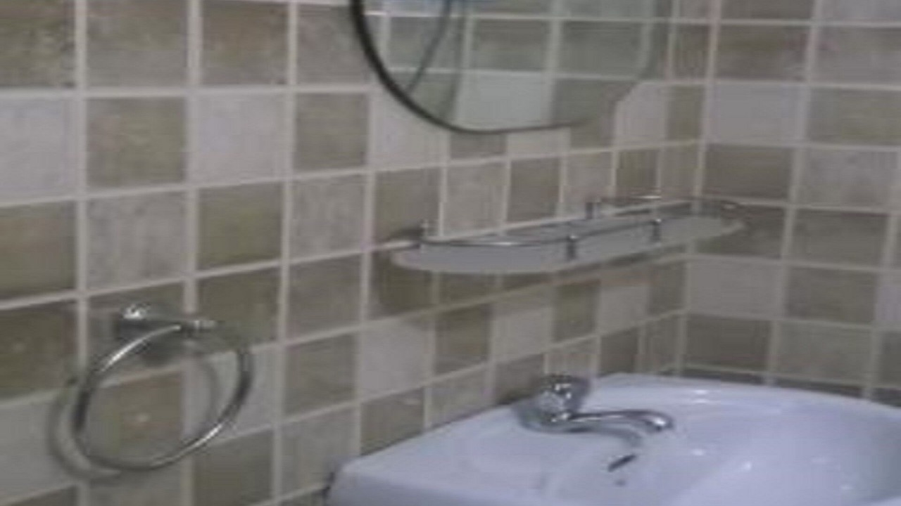 Photo of Bathroom in Arossim