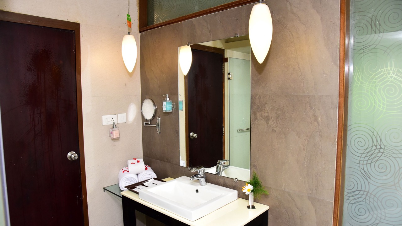 Photo of Bathroom in Thalayathimund