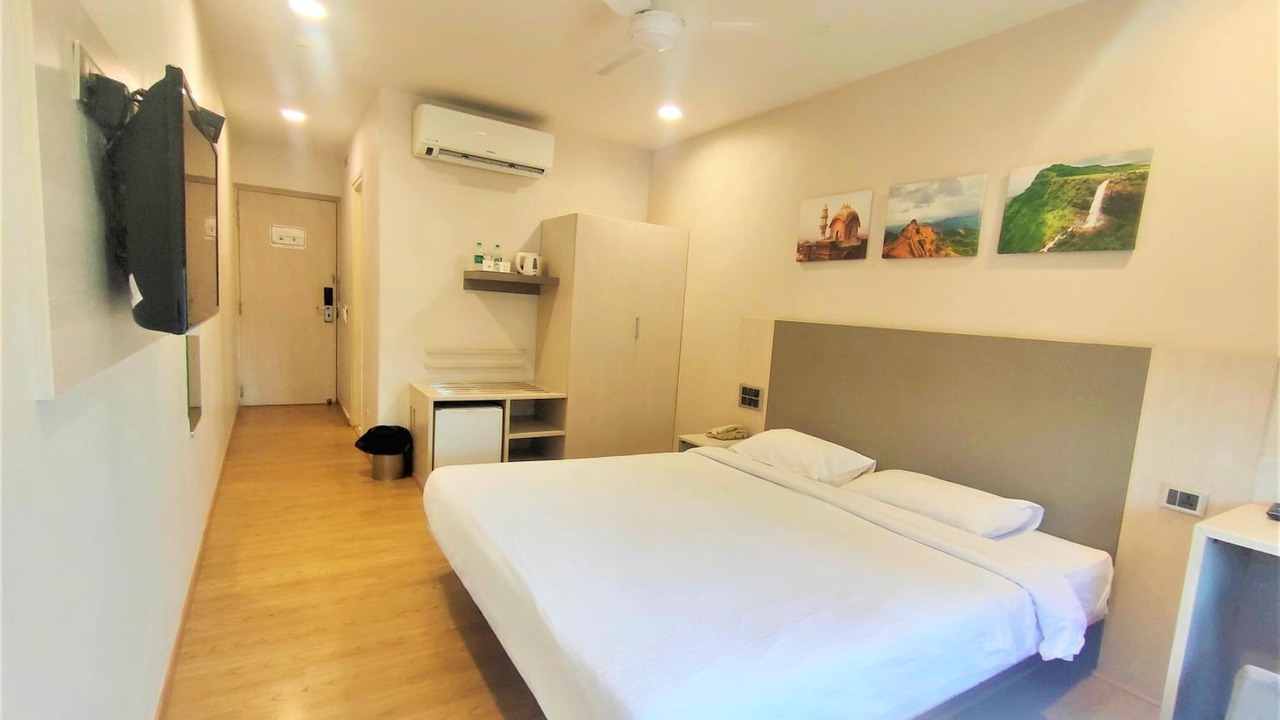 Photo of Bedroom in Pimpri Colony