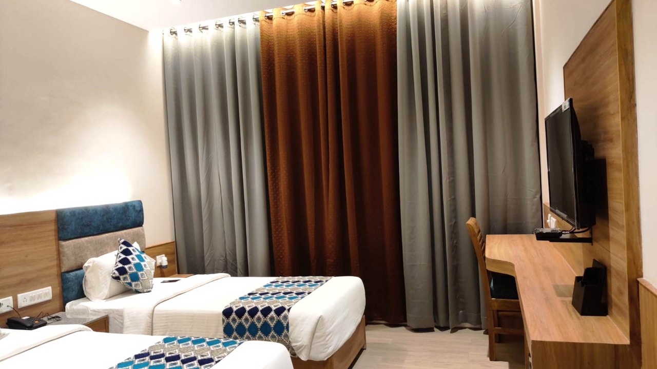 Photo of Bedroom in Kelambakkam
