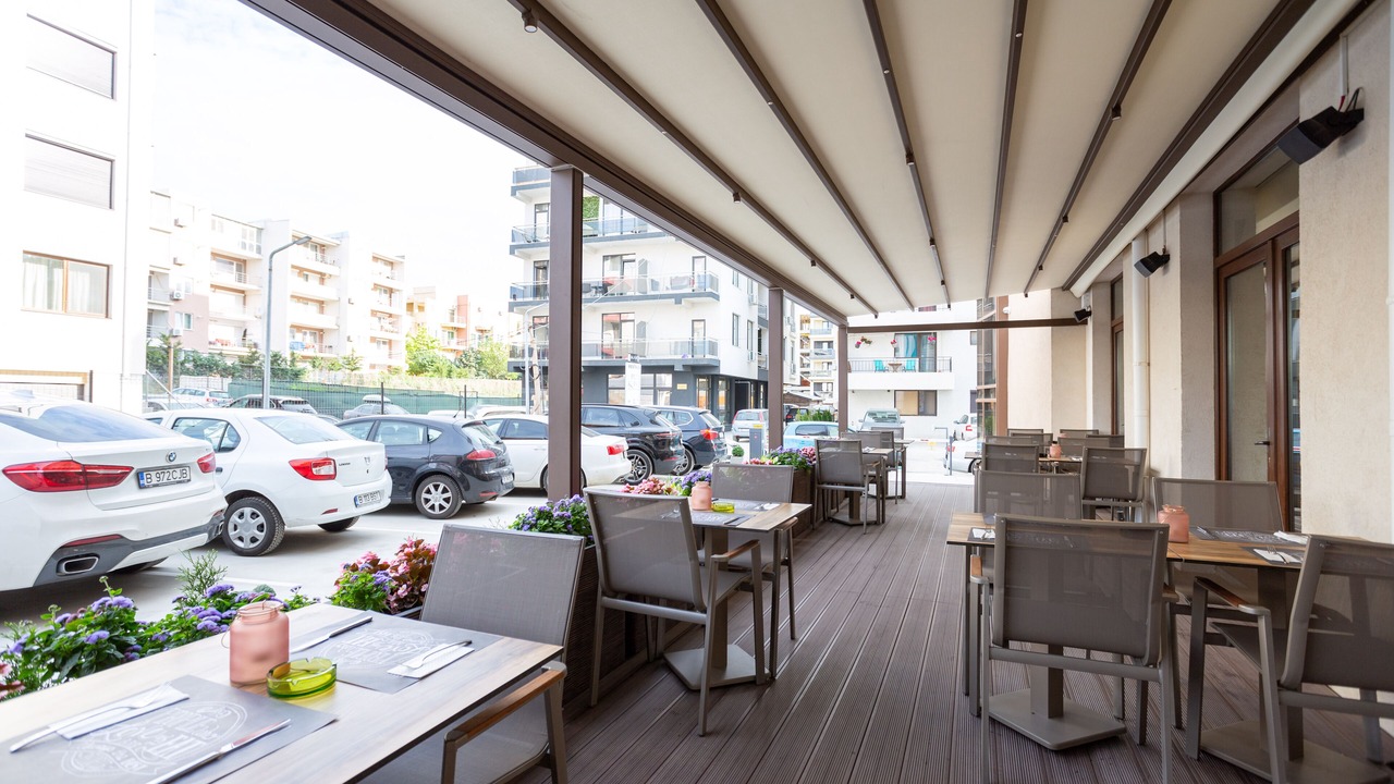 Photo of Others in Mamaia-Sat
