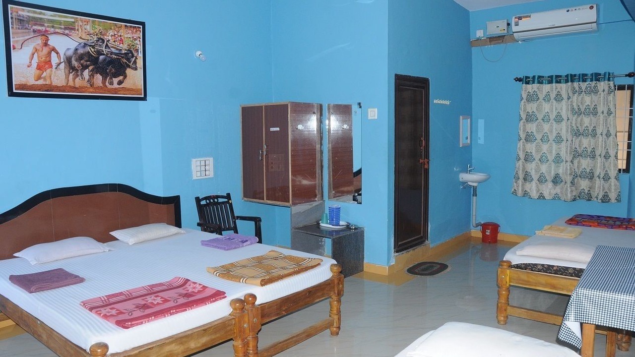 Photo of Bedroom in Ankola