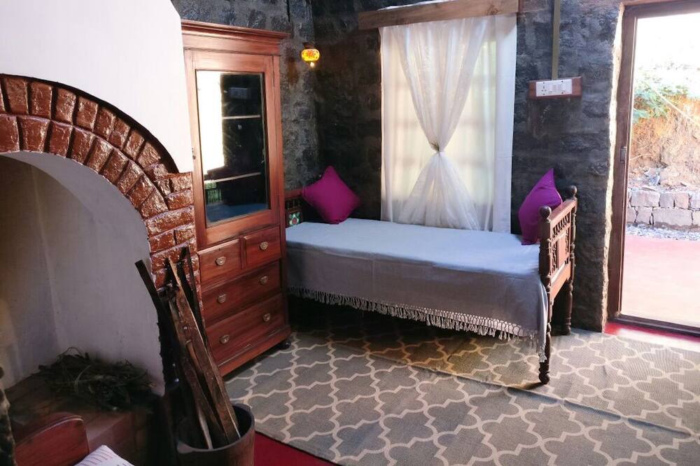 Photo of Bedroom in Attadi
