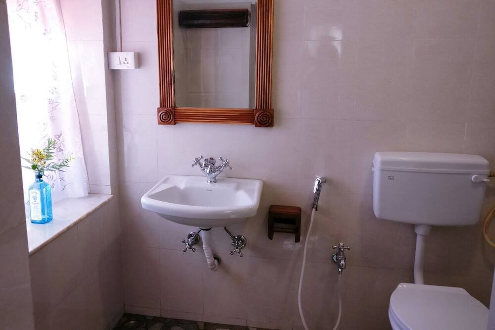 Photo of Bathroom in Attadi