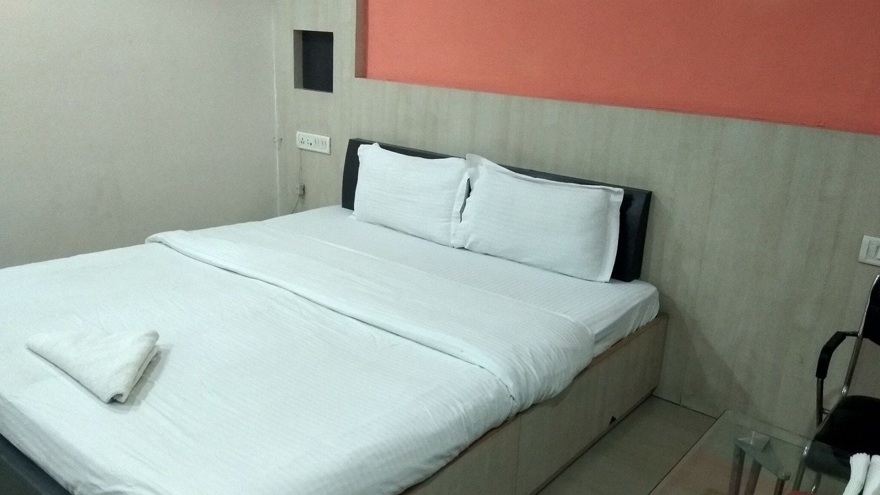 Photo of Bedroom in Hingana