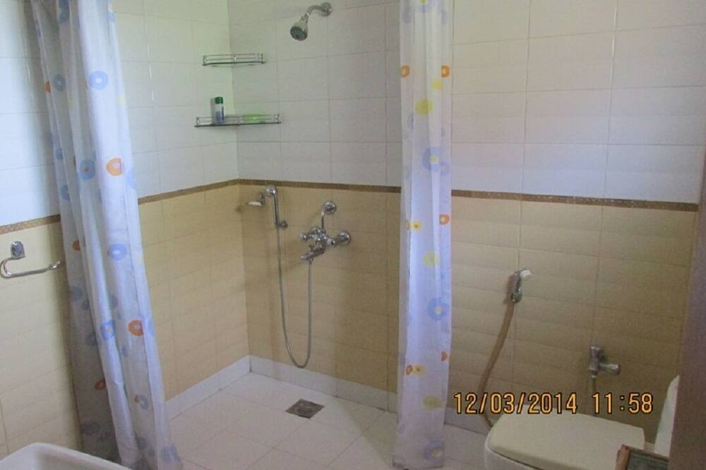 Photo of Bathroom in Varca