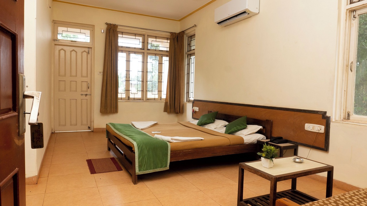 Photo of Bedroom in Ganpatipule