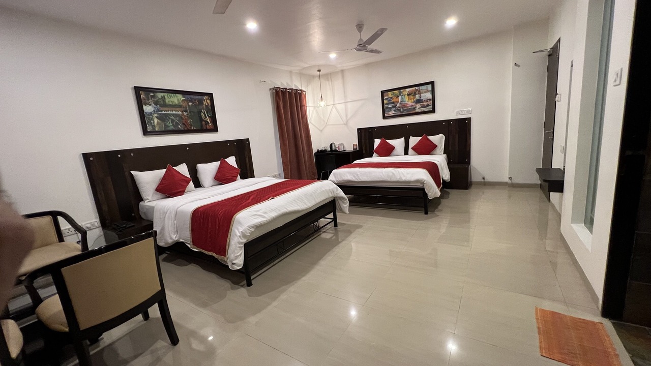 Photo of Bedroom in Arsiwalla Villa