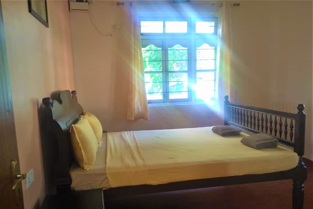 Photo of Bedroom in Fatona