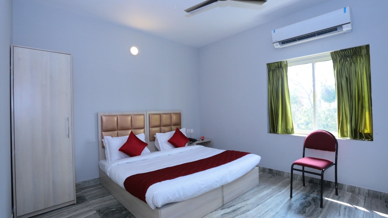 Photo of Bedroom in Palayam