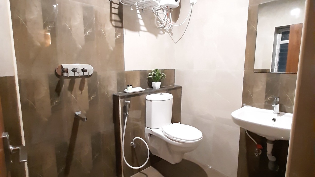 Photo of Bathroom in Periamet