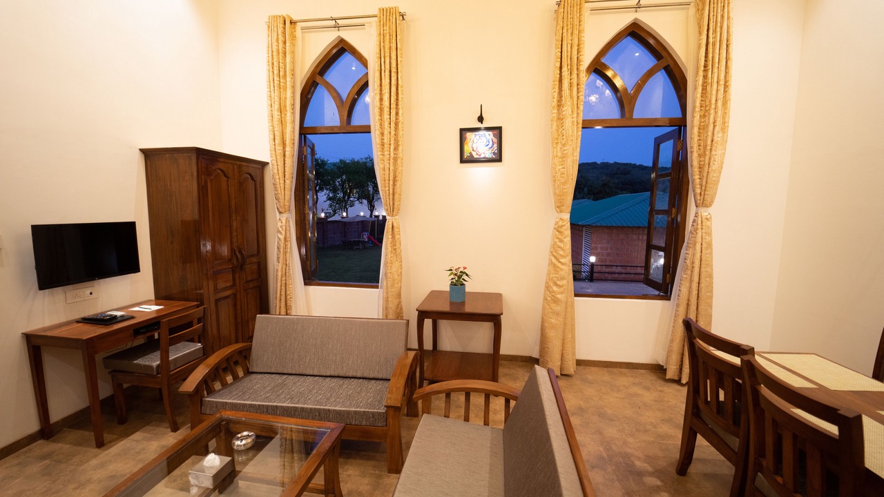 Photo of Bedroom in Mahabaleshwar