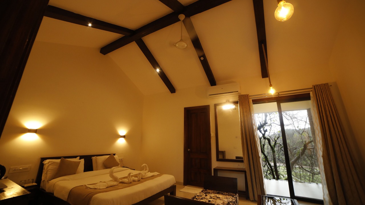 Photo of Bedroom in Mahabaleshwar