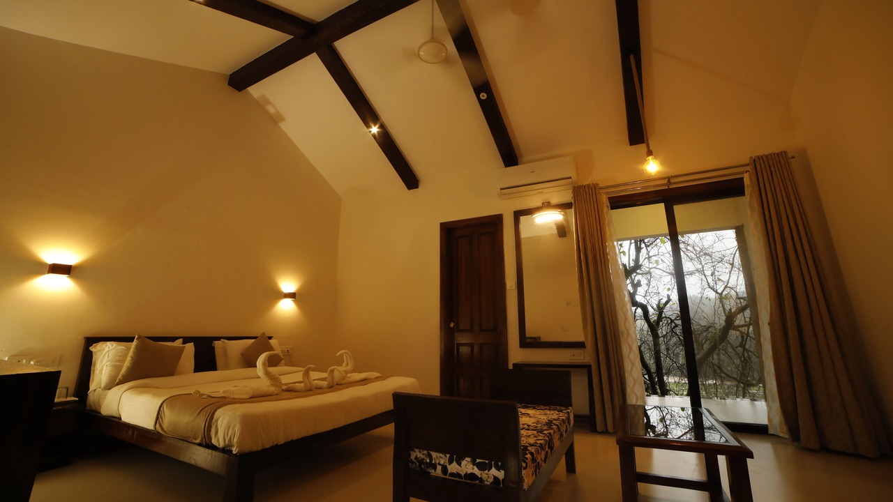 Photo of Bedroom in Mahabaleshwar