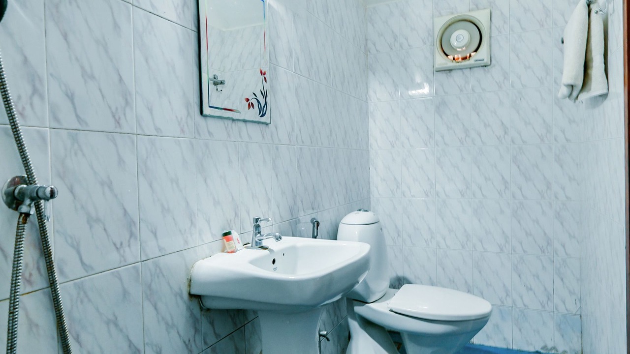 Photo of Bathroom in Ambalapuzha