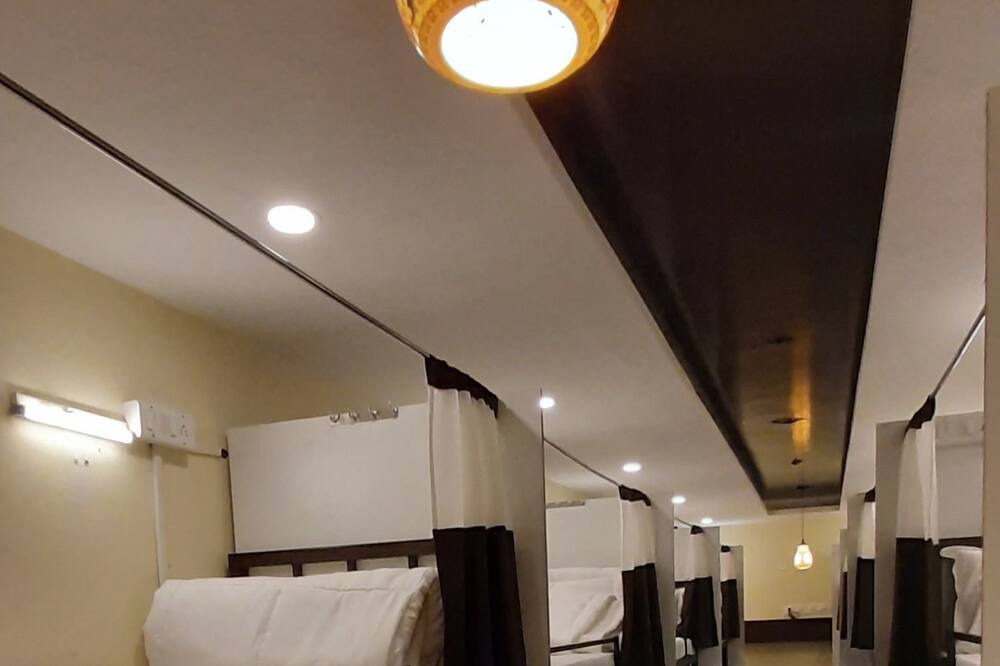 Photo of Bedroom in J B Nagar