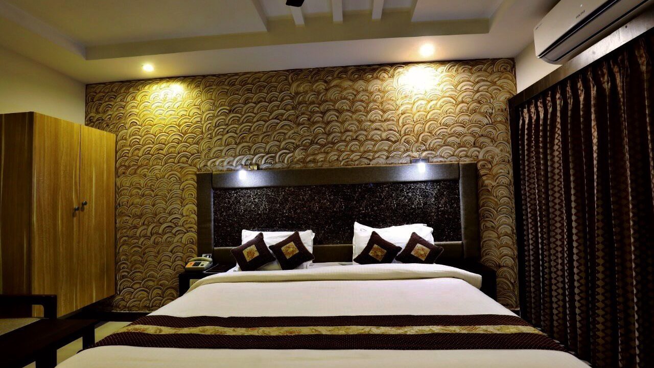 Photo of Bedroom in Tiruchirappalli