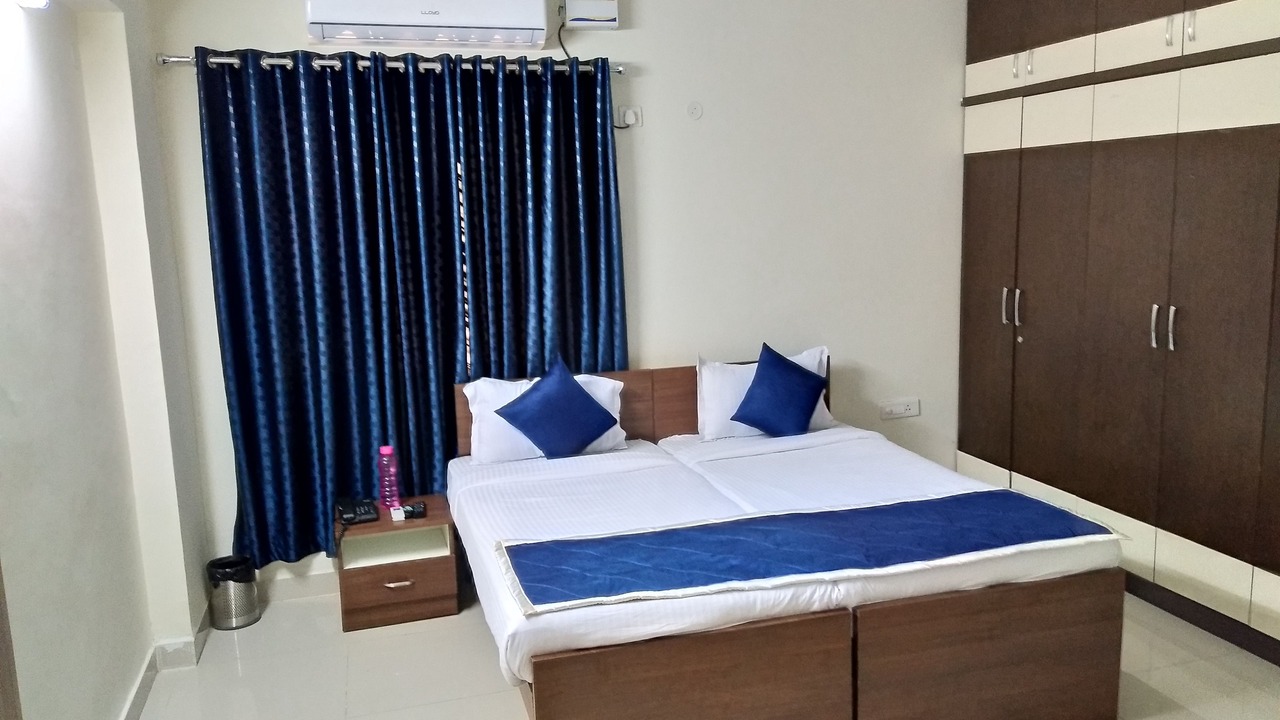 Photo of Bedroom in HITEC City
