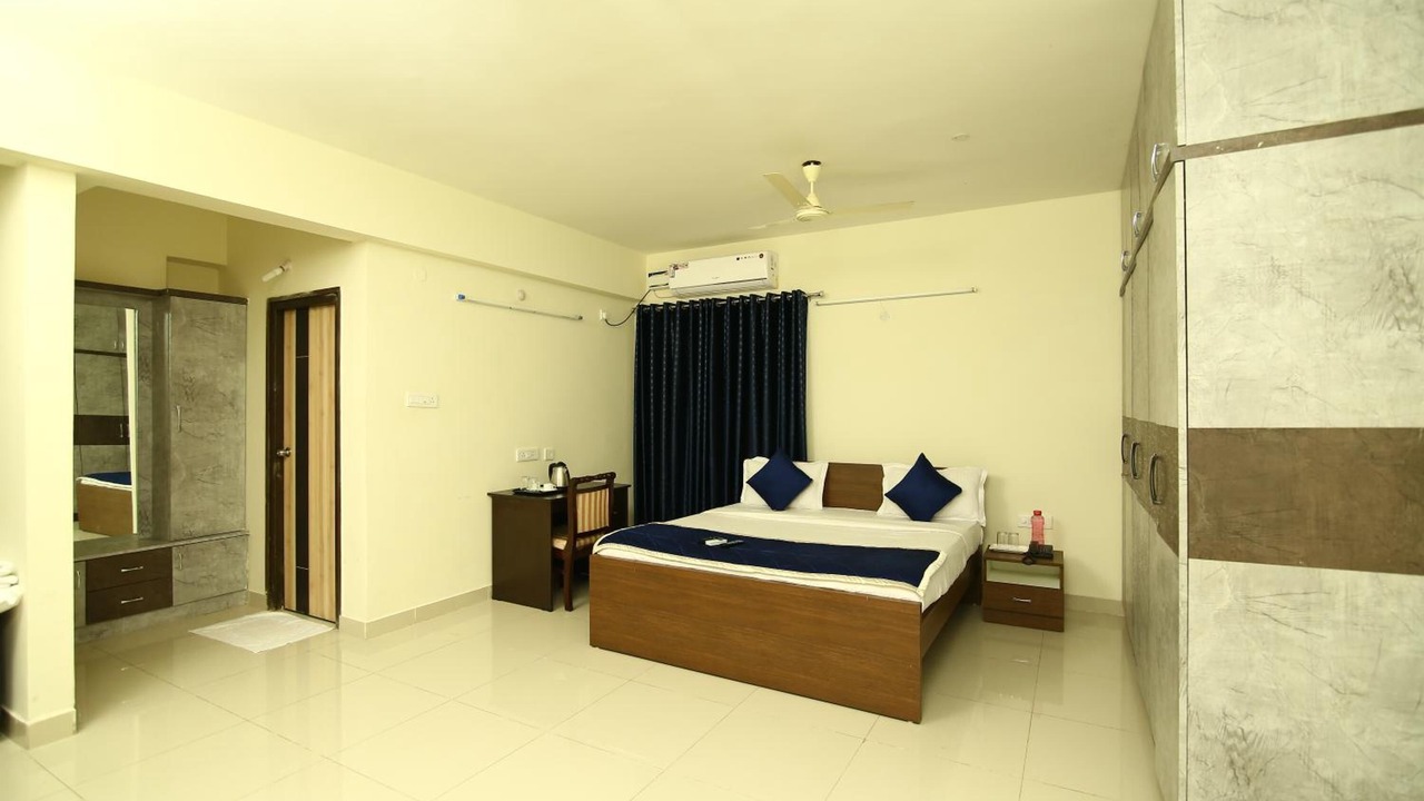 Photo of Bedroom in HITEC City