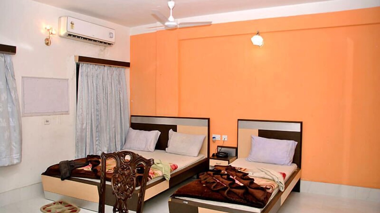 Photo of Bedroom in Tarapith