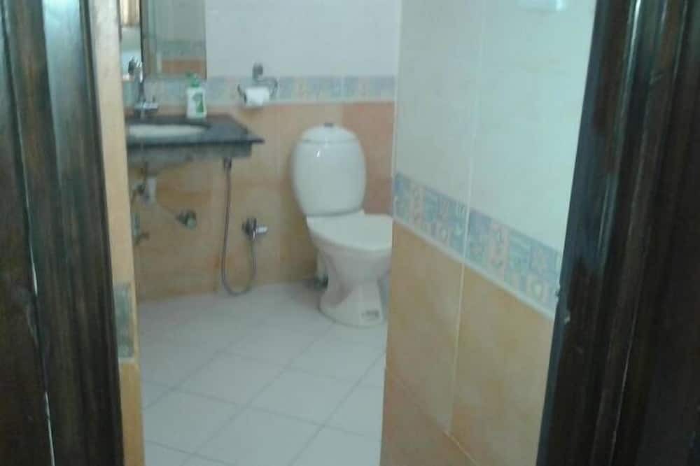 Photo of Bathroom in Sholinganallur