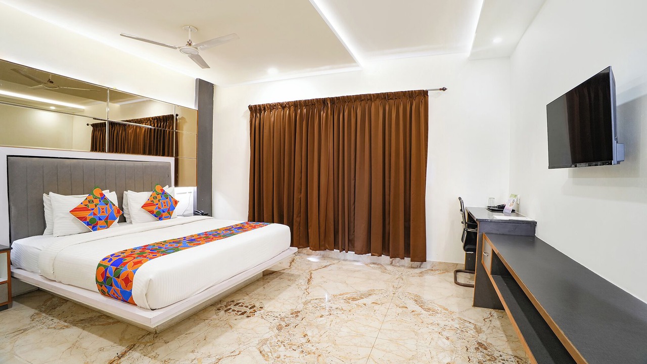 Photo of Bedroom in Kelambakkam
