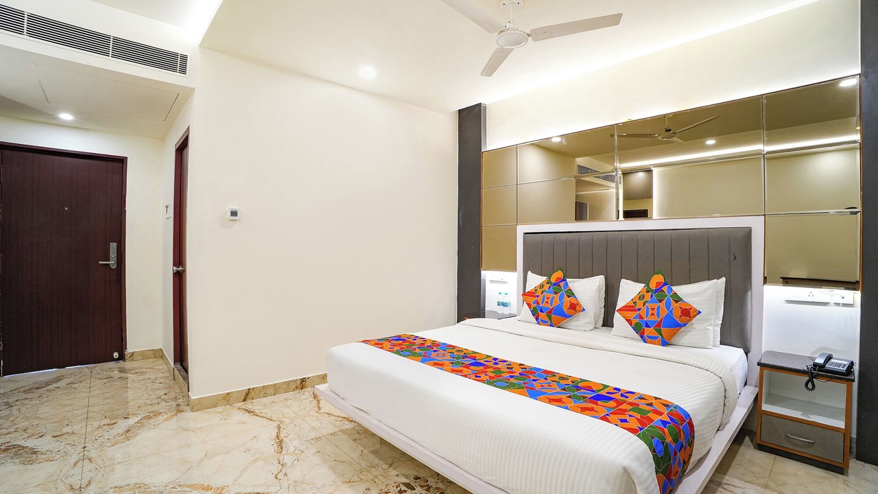 Photo of Bedroom in Kelambakkam