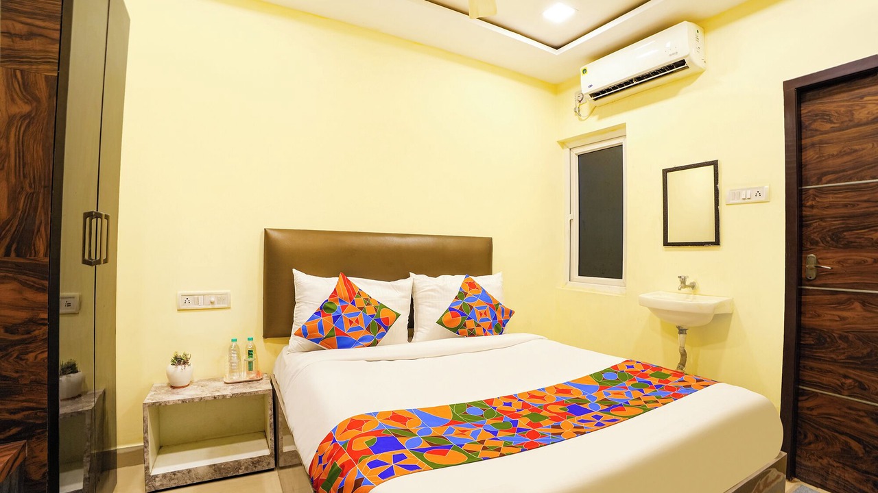Photo of Bedroom in Triplicane